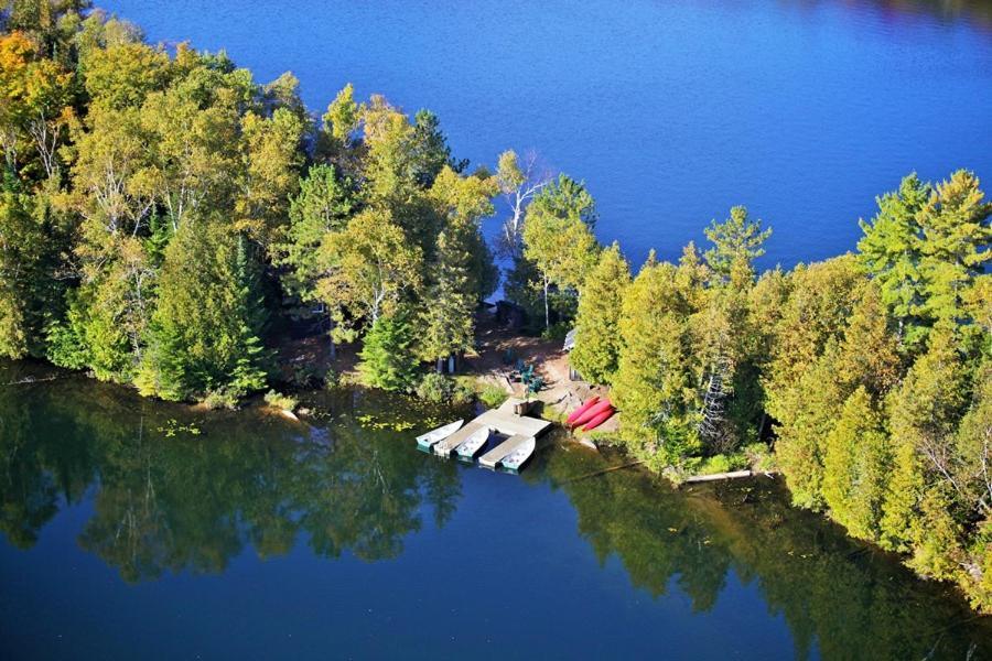 Kenauk Nature Hotel Montebello Eksteriør billede